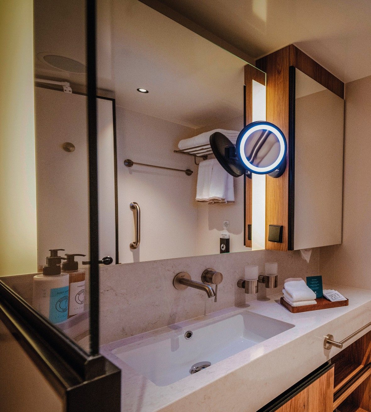 13bc17ced57429286daeee29075ee5f70376c1a0