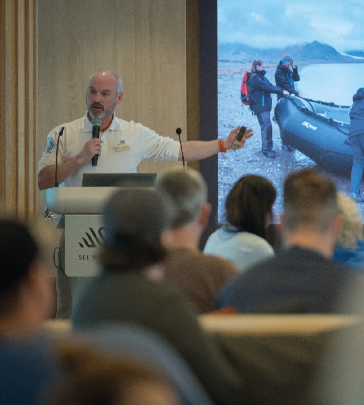 ecad0ee94abc246042e05aa9f6f1cd0fda2fdbfe