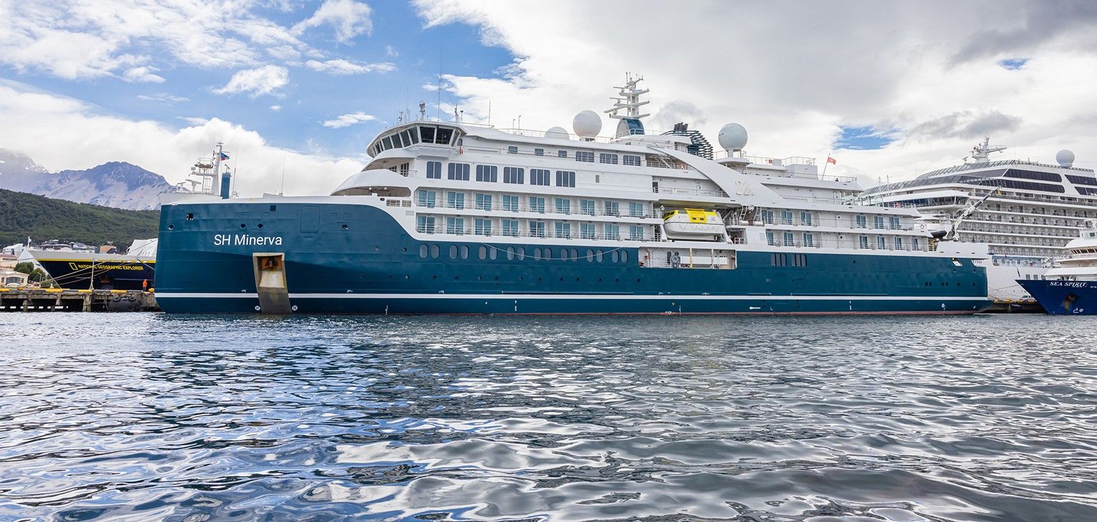 f1de1a63aad7085221426371622bf3a65b0b6942